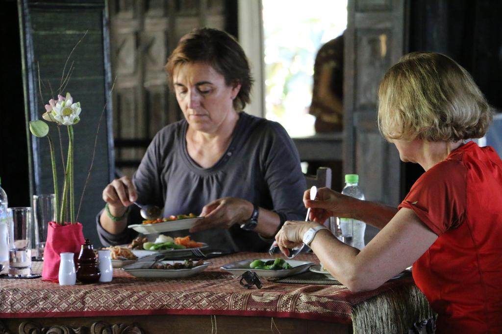 The Bong Thom Homestay Siem Reap Esterno foto