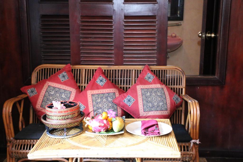 The Bong Thom Homestay Siem Reap Esterno foto