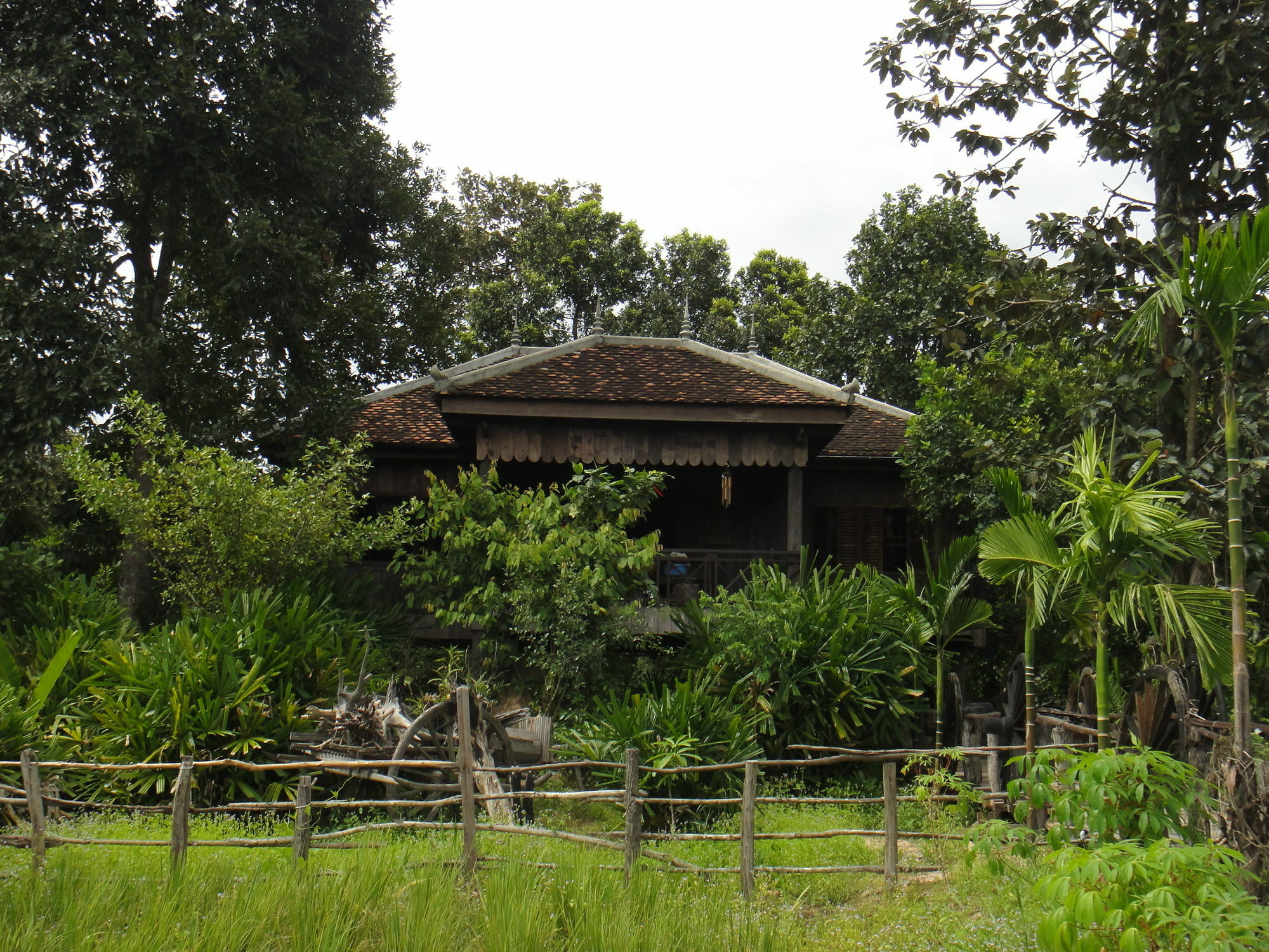 The Bong Thom Homestay Siem Reap Esterno foto